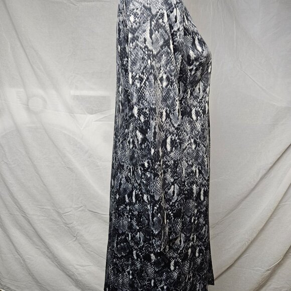 Jacket and skirt - snake skin print - Picture 3 of 11